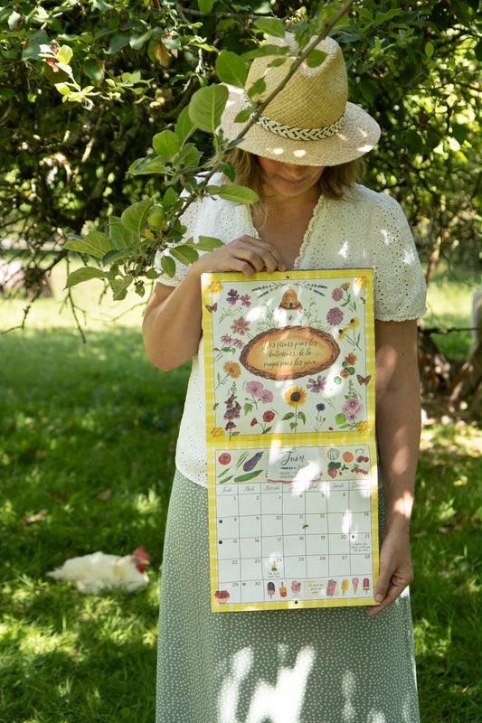 Calendrier 2026 en promo + Planche de sticker offerte (déstockage)